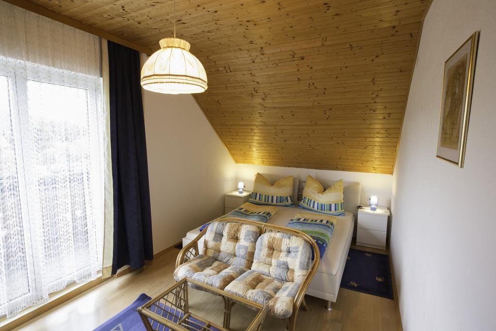 Wunderhof Villa Schiefling am See Room photo
