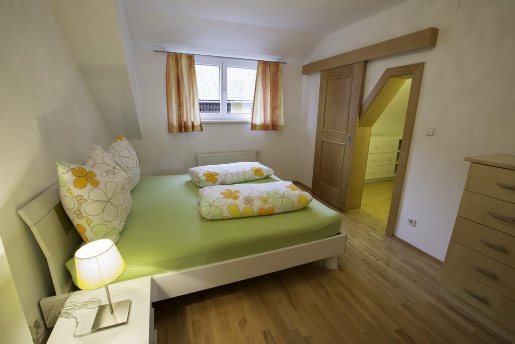 Wunderhof Villa Schiefling am See Room photo